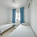 דירה Rooftop Near Burriana With Pool נרחה